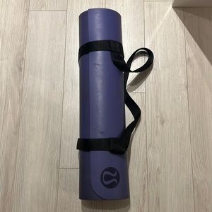 Lululemon Yoga Mat 1/2"